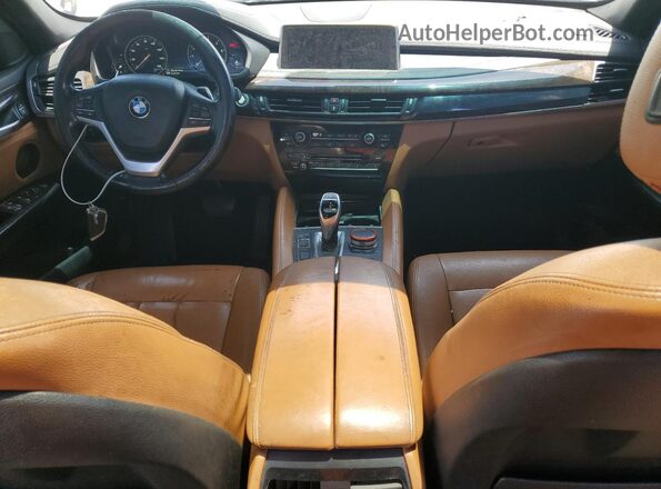 5UXKU2C5XJ0X48819 2018 BMW X6 White Սարքավորումների վահանակի տեսք
