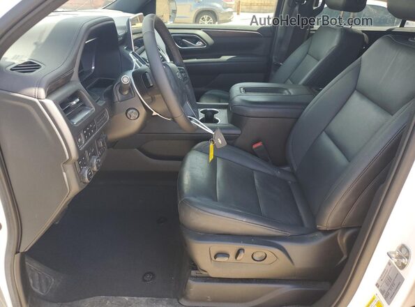 1GNSKPKD9NR195909 2022 CHEVROLET TAHOE Белый Вид панели приборов