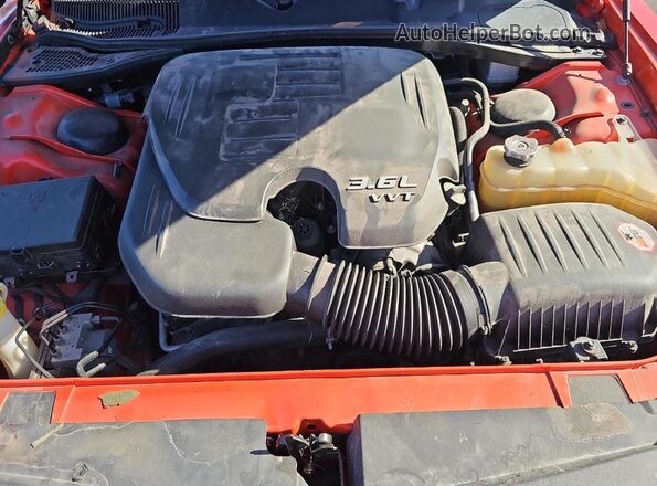 2C3CDZAG8JH235930 2018 DODGE CHALLENGER Оранжевый 