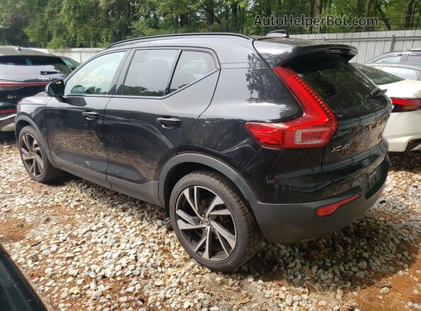 YV4162UM7M2556664 2021 VOLVO XC40 Черный Задняя правая четверть