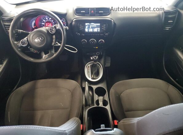 KNDJN2A25J7895897 2018 KIA SOUL Белый 