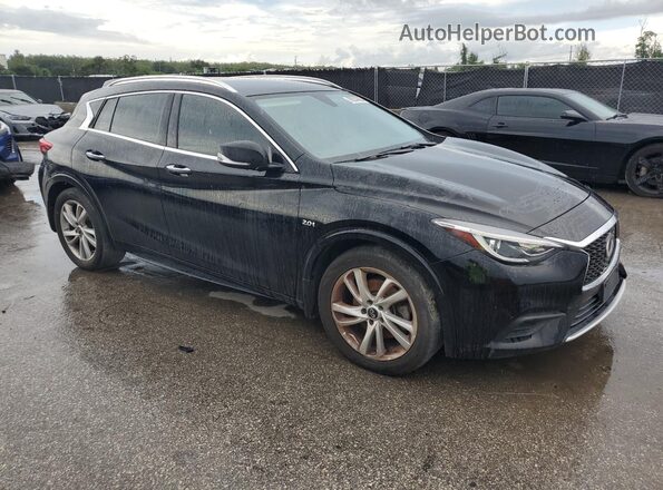 SJKCH5CP5JA005229 2018 INFINITI QX30 Черный 