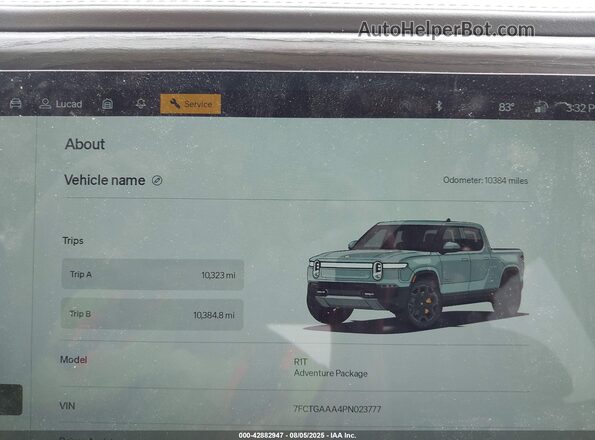 7FCTGAAA4PN023777 2023 RIVIAN R1T Light Blue Vista de los asientos traseros