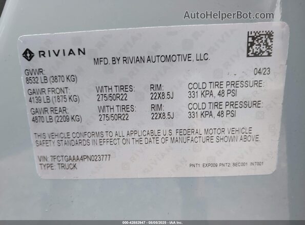 7FCTGAAA4PN023777 2023 RIVIAN R1T Light Blue Vista del compartimento del motor