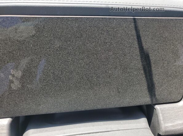 7FCTGAAA8NN011533 2022 RIVIAN R1T Gray Սարքավորումների վահանակի տեսք