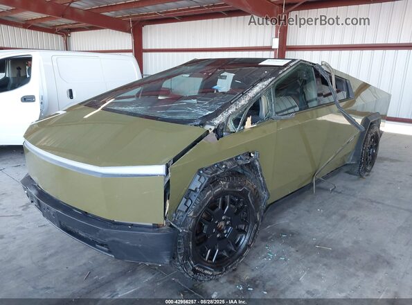 7G2CEHED0RA006320 2024 TESLA CYBERTRUCK Green Vista tres cuartos delantera izquierda