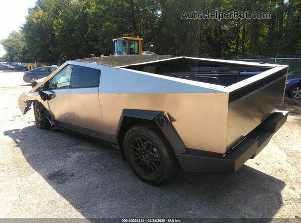 7G2CEHED2SA076813 2025 TESLA CYBERTRUCK Серебряный Задняя левая четверть