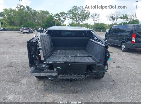 7G2CEHED7RA046314 2024 TESLA CYBERTRUCK Silver 