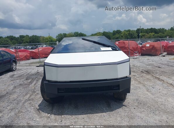 7G2CEHED9RA002654 2024 TESLA CYBERTRUCK Белый Вид щитка приборов