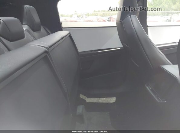 7G2CEHED9RA002654 2024 TESLA CYBERTRUCK Белый Вид наклейки с VIN-кодом