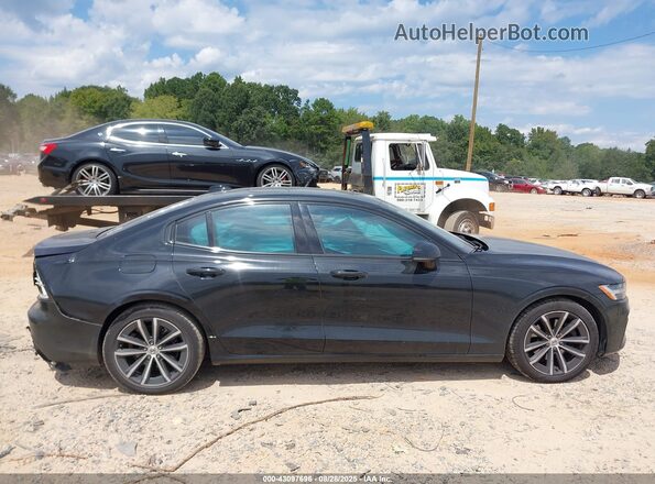 7JR102FZ6MG123774 2021 VOLVO S60 Black Սալոնի հետևի տեսք