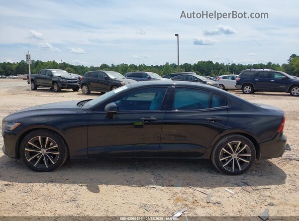 7JR102FZ6MG123774 2021 VOLVO S60 Black Սալոնի 360 աստիճան տեսք