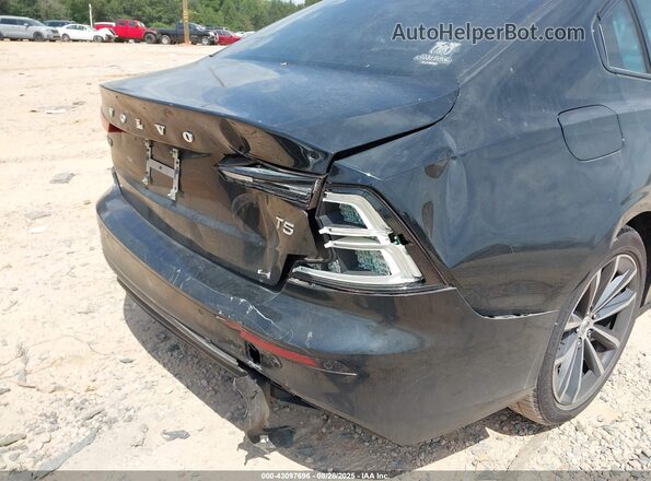 7JR102FZ6MG123774 2021 VOLVO S60 Black Դիմացի տեսք