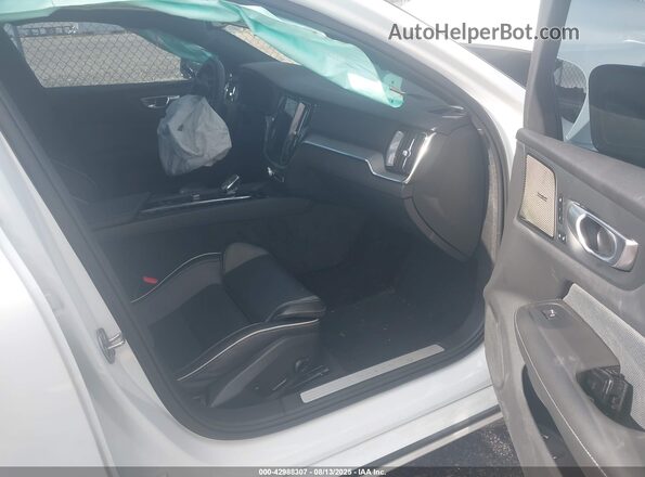 7JRL12FH6RG300005 2024 VOLVO S60 White 