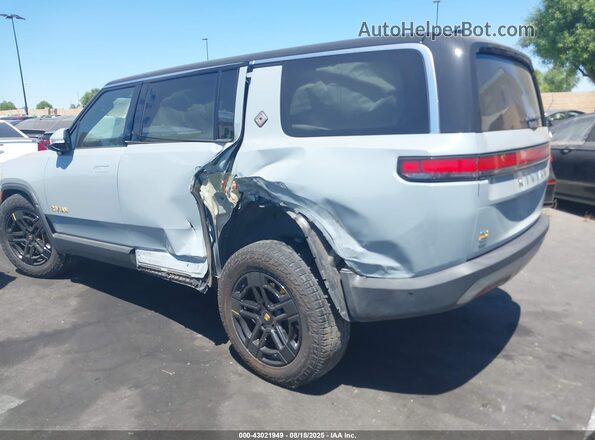 7PDSGABA0PN019590 2023 RIVIAN R1S Gray Вид спереду