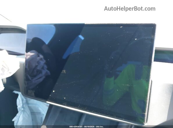 7SAXCBE65NF337483 2022 TESLA MODEL X Black 