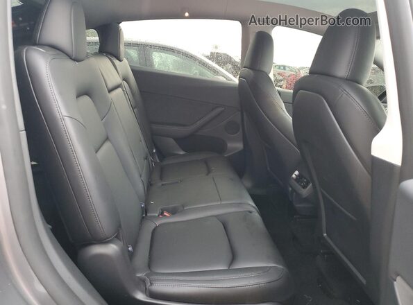 7SAYGAEEXSF303786 2025 TESLA MODEL Silver 