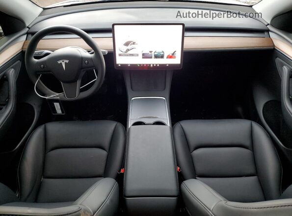 7SAYGAEEXSF303786 2025 TESLA MODEL Silver 