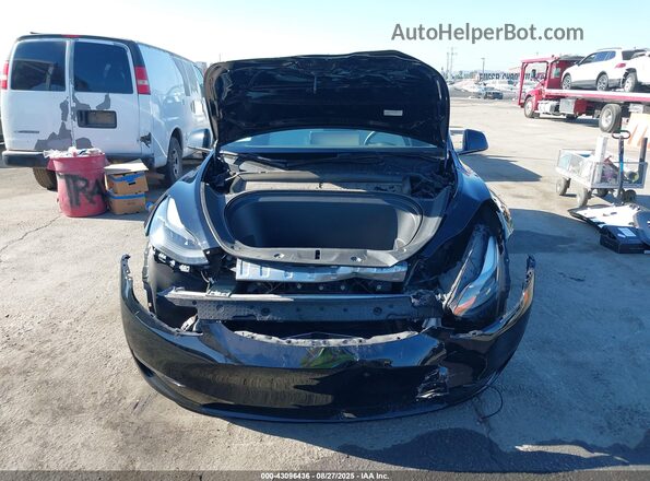7SAYGDED0RF014743 2024 TESLA MODEL Y Black Vista del cuadro de instrumentos