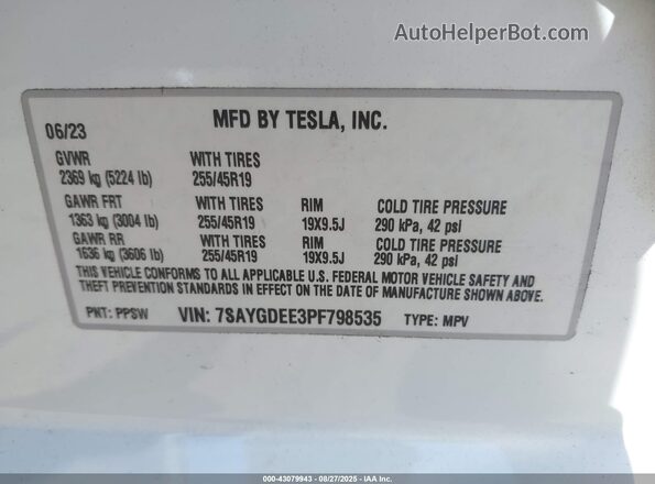 7SAYGDEE3PF798535 2023 TESLA MODEL Y White Widok komory silnika