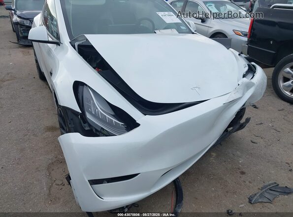 7SAYGDEE4PA044024 2023 TESLA MODEL Y White Вид спереду