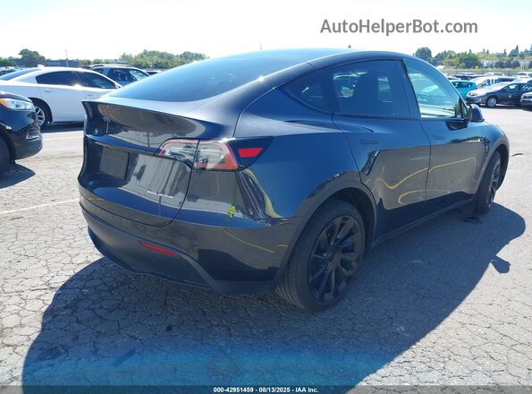 7SAYGDEE5RF016223 2024 TESLA MODEL Y Black 