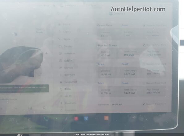 7SAYGDEEXRA227401 2024 TESLA MODEL Y Gray 