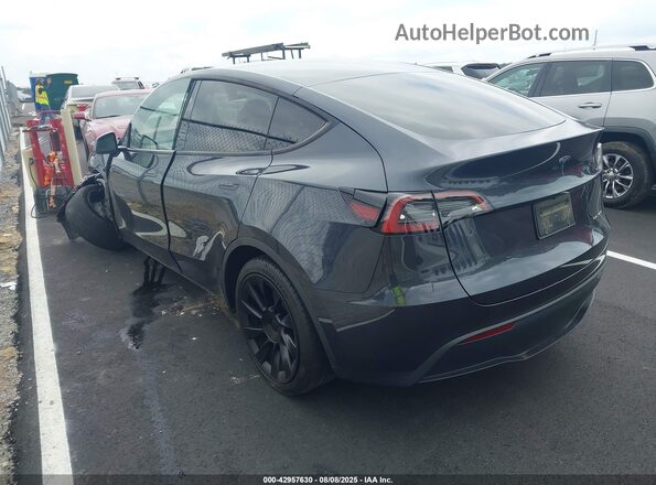 7SAYGDEEXRA227401 2024 TESLA MODEL Y Gray 