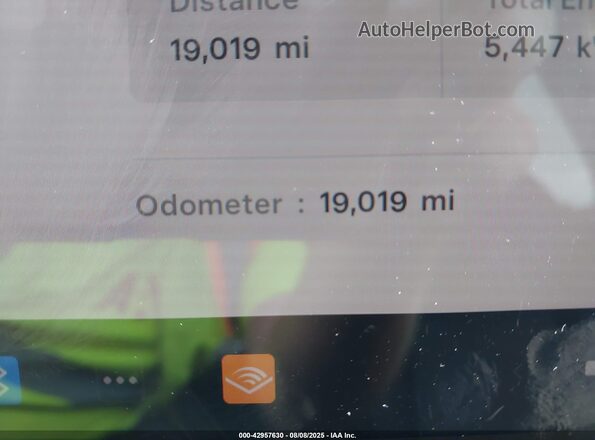 7SAYGDEEXRA227401 2024 TESLA MODEL Y Gray 