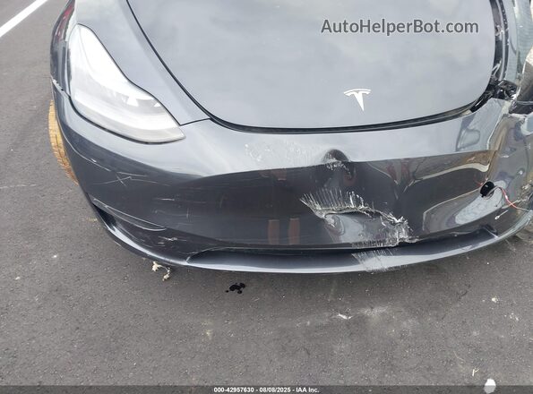 7SAYGDEEXRA227401 2024 TESLA MODEL Y Gray 