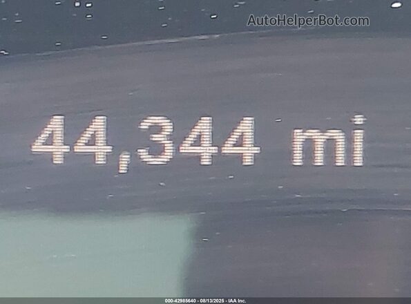7SAYGDEF9PF614739 2023 TESLA MODEL Y Gray Панорамний вид салону 360°