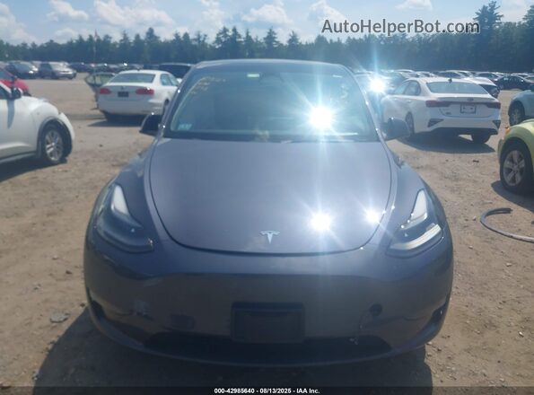 7SAYGDEF9PF614739 2023 TESLA MODEL Y Gray Вид панелі приладів