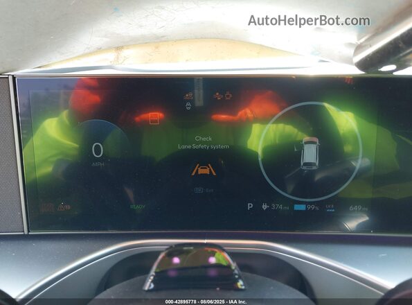 7YAMUFS36TY003144 2026 HYUNDAI IONIQ 9 Green Հետևի նստատեղերի տեսք