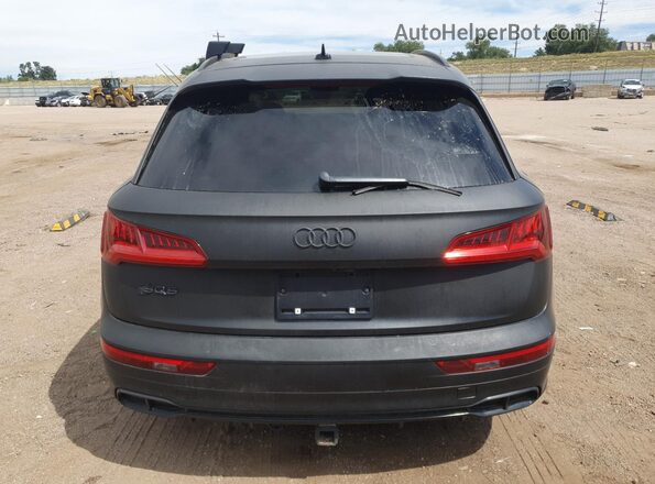 WA1C4AFYXJ2021636 2018 AUDI SQ5 Черный 