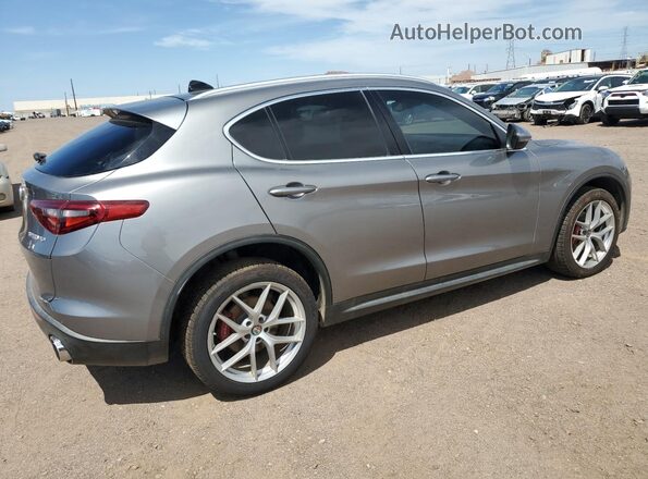 ZASFAKBNXJ7B98405 2018 ALFA ROMEO STELVIO Gray 