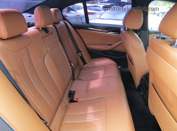 WBAJE5C55JWA968XX 2018 BMW OTHER Синий 