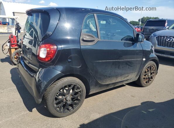 WMEFJ5DAXHK170925 2017 SMART FORTWO Black 