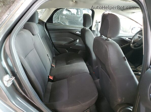 1FADP3K24JL271131 2018 FORD FOCUS Серый 