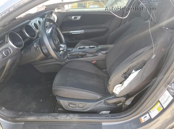 1FA6P8CF2M5156348 2021 FORD MUSTANG Gray Vista del salpicadero