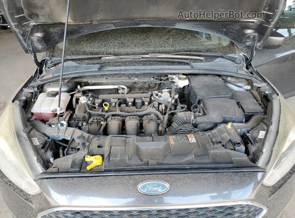 1FADP3K24JL271131 2018 FORD FOCUS Серый 