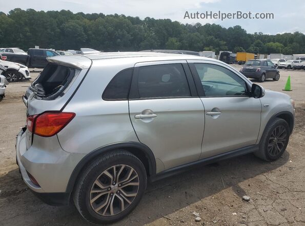JA4AP3AWXJU000340 2018 MITSUBISHI OUTLANDER Серебряный 