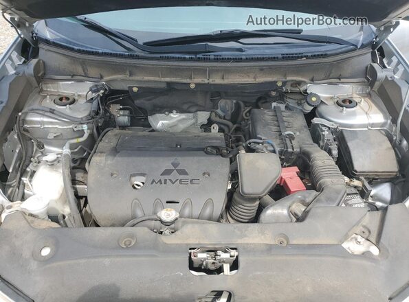 JA4AP3AWXJU000340 2018 MITSUBISHI OUTLANDER Серебряный 