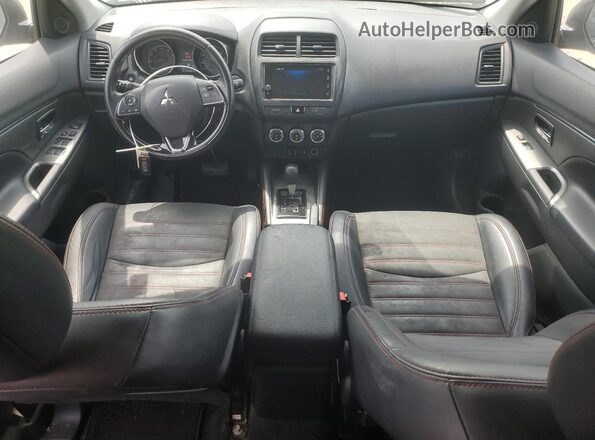 JA4AP3AWXJU000340 2018 MITSUBISHI OUTLANDER Серебряный 
