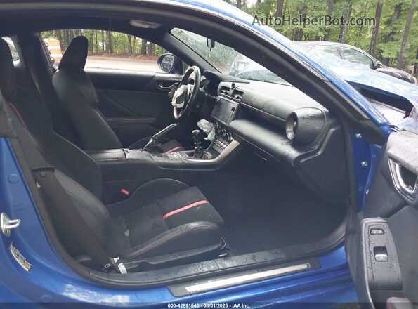 JF1ZDBE16P9701470 2023 SUBARU BRZ Blue Вид салону спереду