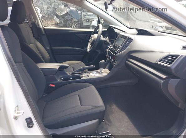 JF2GTABC1MH390733 2021 SUBARU CROSSTREK White Սալոնի դիմացի տեսք