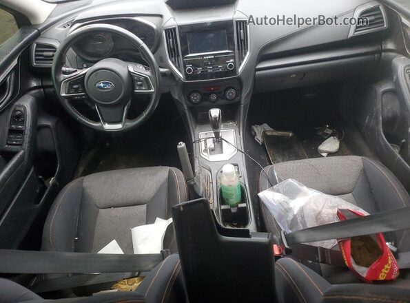 JF2GTADC2J8203587 2018 SUBARU CROSSTREK Silver 