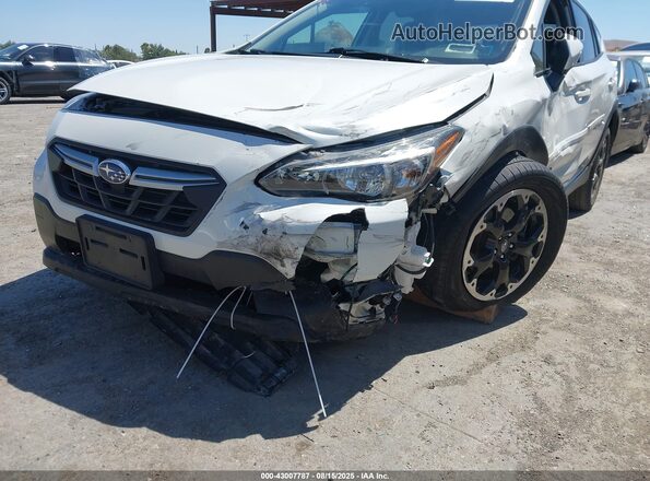 JF2GTAEC6MH662835 2021 SUBARU CROSSTREK White Вид спереду