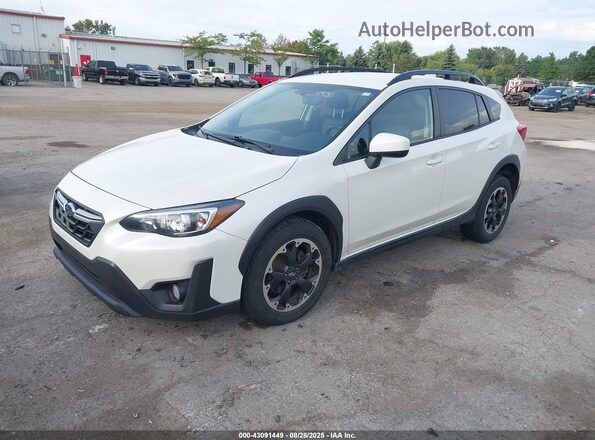 JF2GTAPC7M8374836 2021 SUBARU CROSSTREK White წინა მარცხენა ხედი სამი მეოთხედიდან