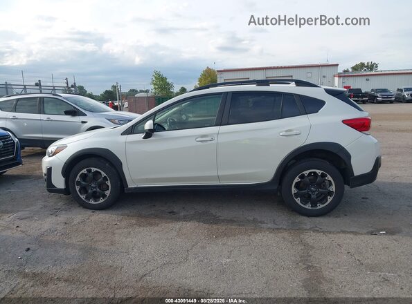 JF2GTAPC7M8374836 2021 SUBARU CROSSTREK White სალონის 360-გრადუსიანი ხედი