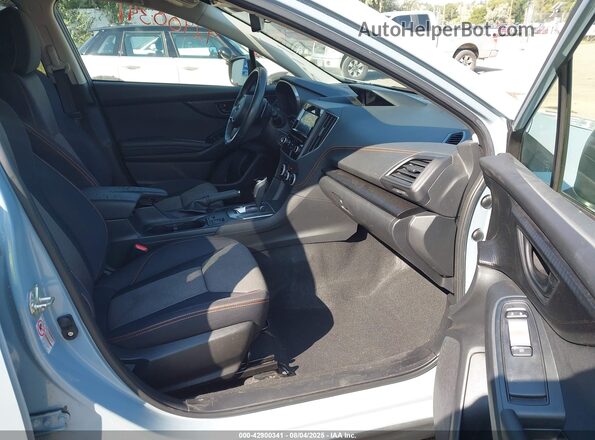 JF2GTAPC8L8245955 2020 SUBARU CROSSTREK Light Blue Вид салону спереду